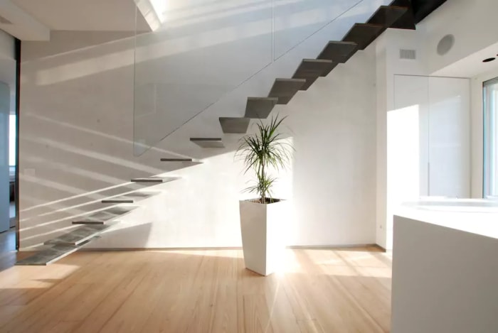 Those stairs are probably Instagram-worthy, aren't they ?. Photo: Airbnb