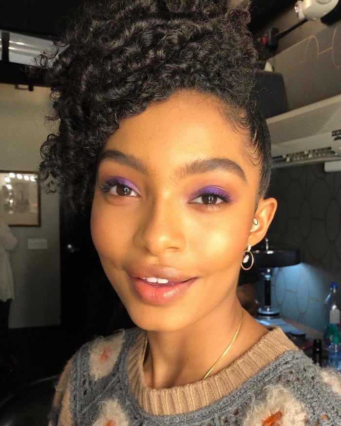 Shahidi's purple eye makeup by makeup artist Emily Cheng. Photo: @emilychengmakeup/Instagram