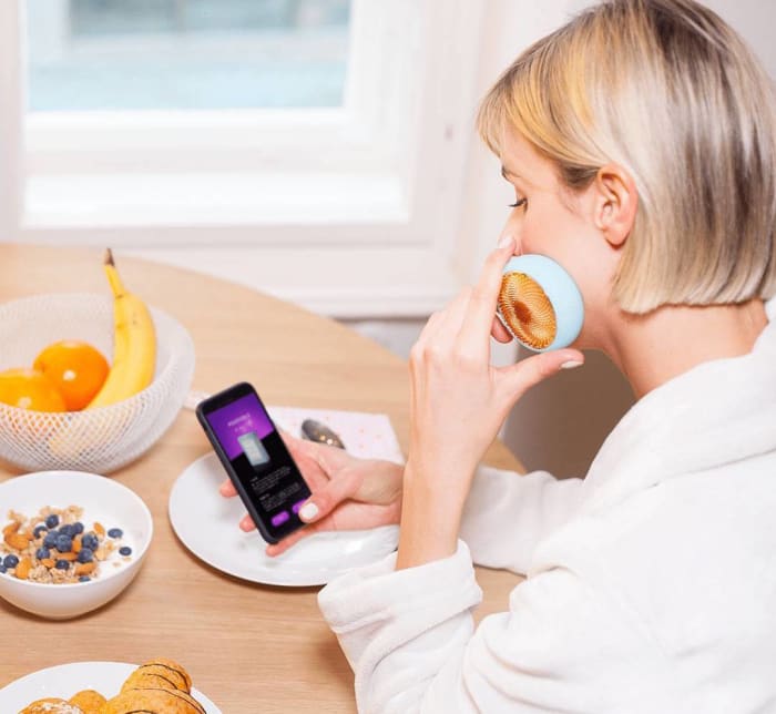 Photo: @foreo/Instagram