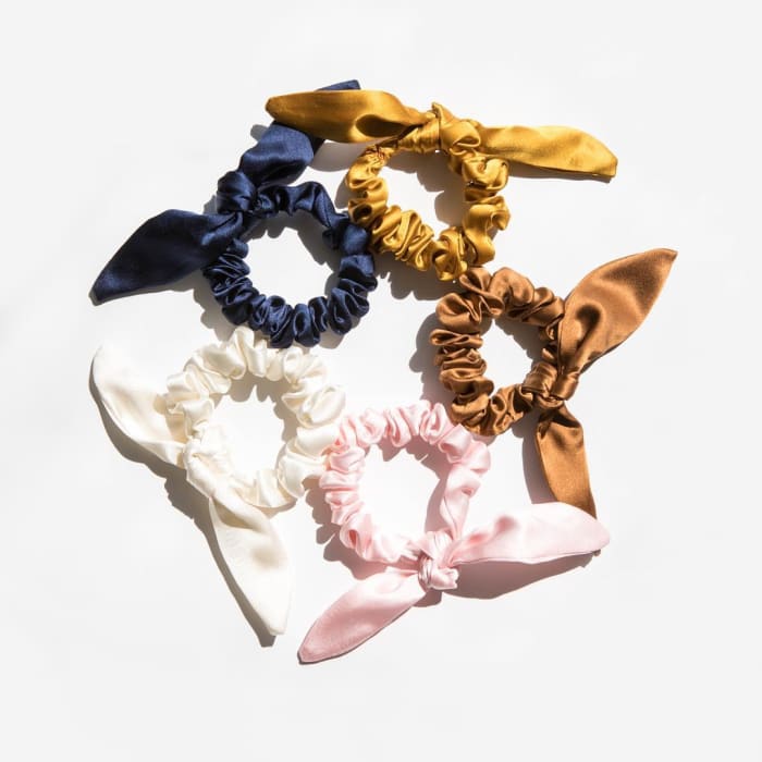 Donnie's Chiquita scrunchie. Photo: @donni/Instagram