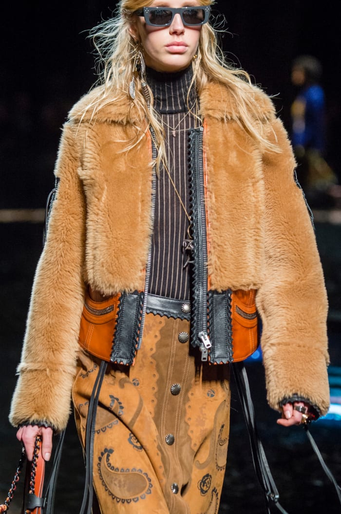 Must Read: Coach to Drop Fur by Fall 2019, Rachel Bloom Stars on ...