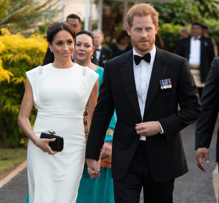 Meghan, Duchess of Sussex, and Prince Harry, Duke of Sussex, attend a state dinner at the Royal Residence in Nuku'alofa, Tonga. Photo: Paul Edwards - Pool/Getty Images