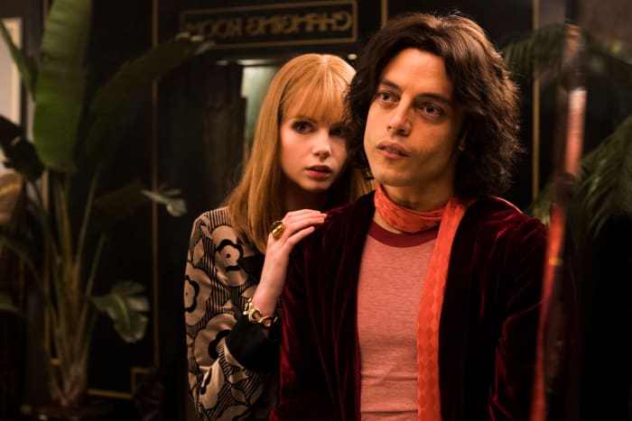 Mary Austin (Lucy Boyton) gives Freddie some styling tips at Biba. Photo Alex Bailey TM & © 2018 Twentieth Century Fox Film Corporation