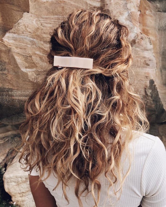 Kristin Ess Metallic Bar Clip, $14, available here. Photo: Courtesy of Kristin Ess