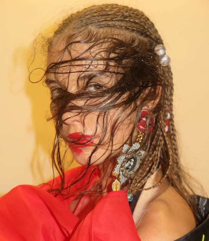 The beauty look from the Andreas Kronthaler for Vivienne Westwood Spring 2018 show. Photo: @sammcknight1/Instagram.