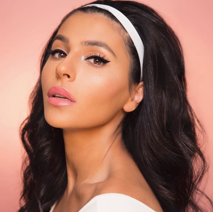 Photo: @tenipanosian/Instagram