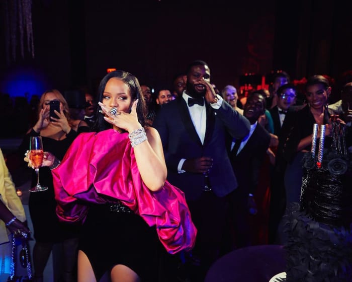 Photo: @badgalriri/Instagram