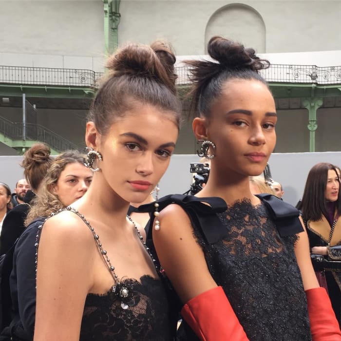 Kaia Gerber and Binx Walton backtage at Chanel's Fall 2018 show. Photo: @hairbysammcknight/Instagram