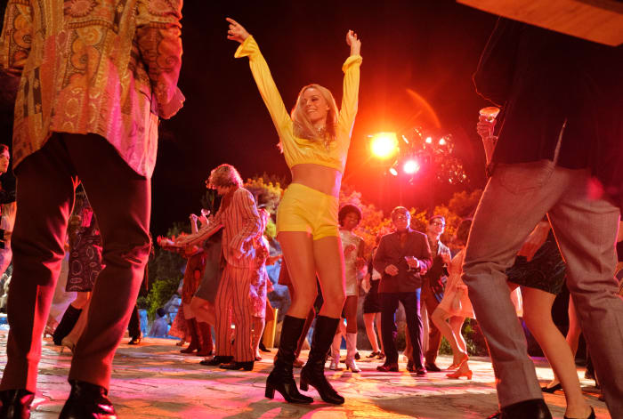 Sharon Tate (Margot Robbie in a vintage outfit from Timeless Vixen in Beverly Hills. Photo: Andrew Cooper/Courtesy of Sony Pictures Entertainment