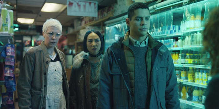 Lizzy, Maxine and Alan (Charlie Barnett) in his "practical New York guy layers." Photo: Courtesy of Netflix