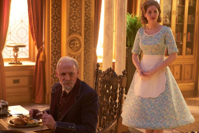 Sir Reginald Hargreeves (Colm Feore) and Grace (Jordan Claire Robbins). Photo: Christos Kalohoridis/Netflix
