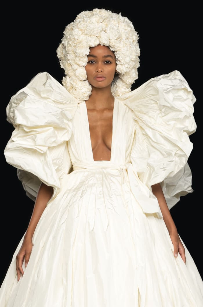 Valentino Staged a Multimedia Presentation for Fall 2020 Haute Couture ...