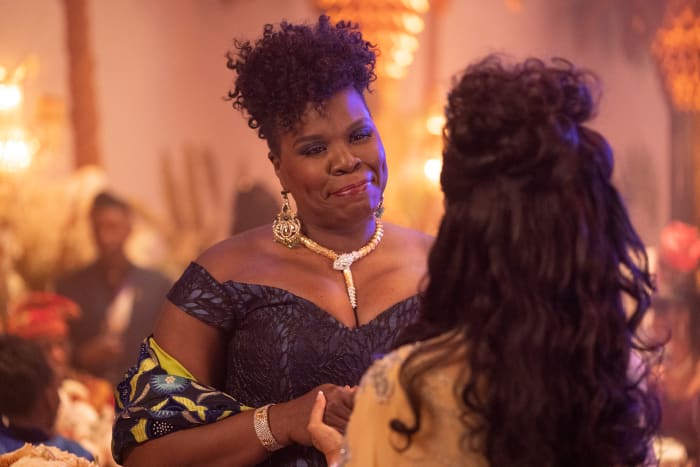 Mary, in Sergio Hudson and Bulgari, and Lisa have a bonding moment.