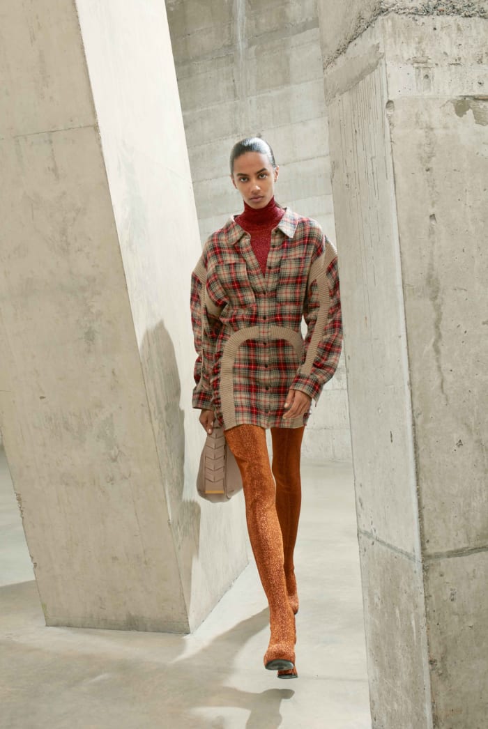 Stella-McCartney-Fall-2021-15