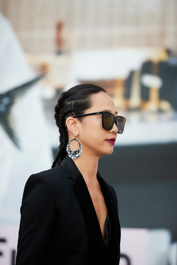 fashion fashion online-sales-may-1