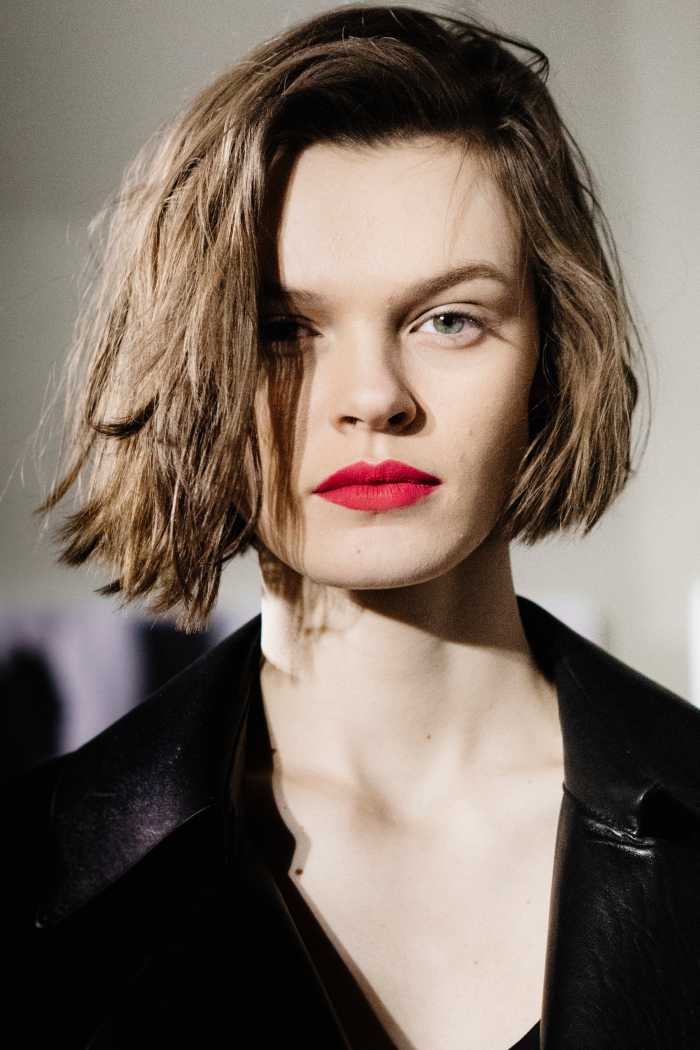 26 Root Coverage Sprays, Powders, Gels and Temporary Tints That'll Keep