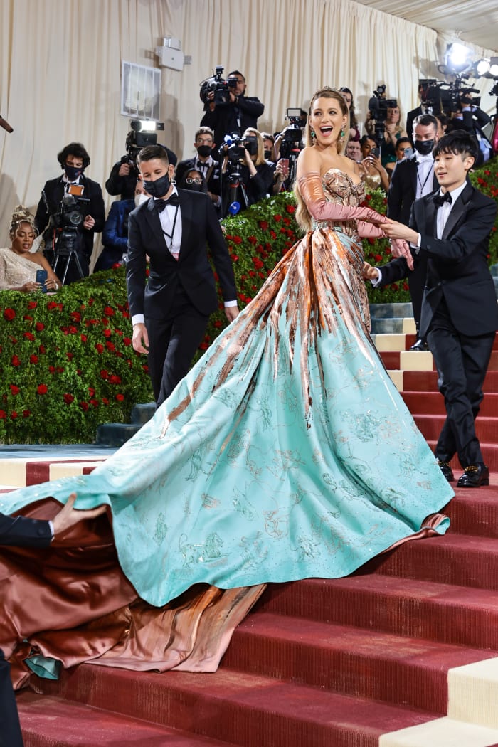 blake lively met gala versace