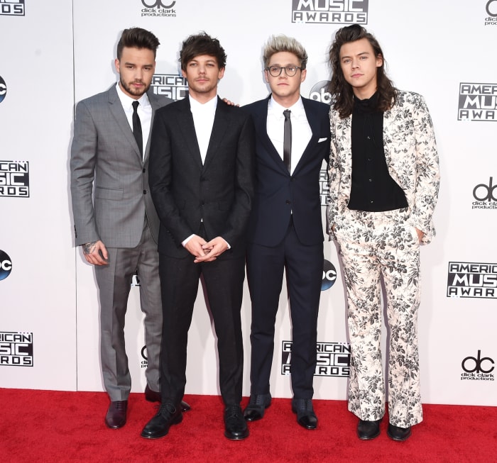 one-direction-2015-american-music-awards-outfits
