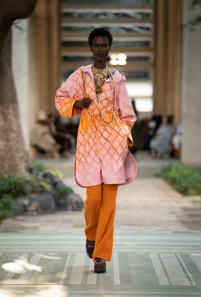 Chanel 2022:20223 Metiers d'art Dakar Collection 31
