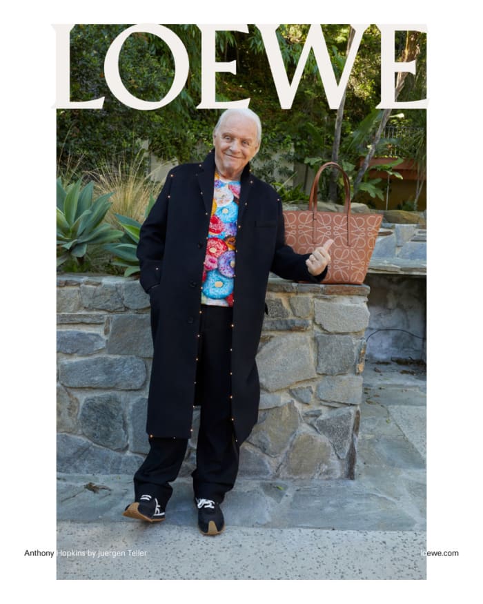 loewe-pre-fall-2022-campaign-20