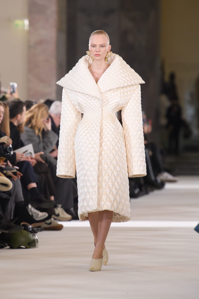 Schiaparelli Haute Couture look spring 2023 (3)