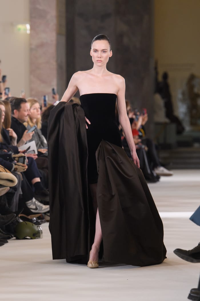 Schiaparelli Haute Couture look spring 2023 (12)