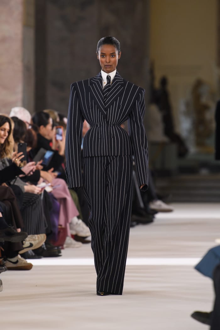 Schiaparelli Haute Couture look spring 2023 (19)