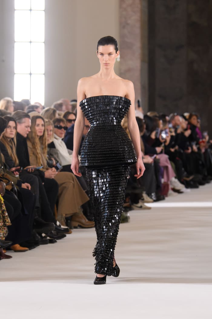 Schiaparelli Haute Couture look spring 2023 (23)