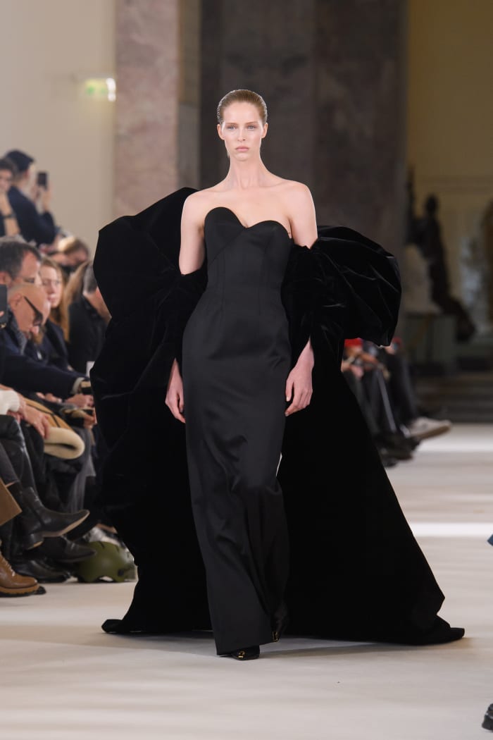 Schiaparelli Haute Couture look spring 2023 (25)