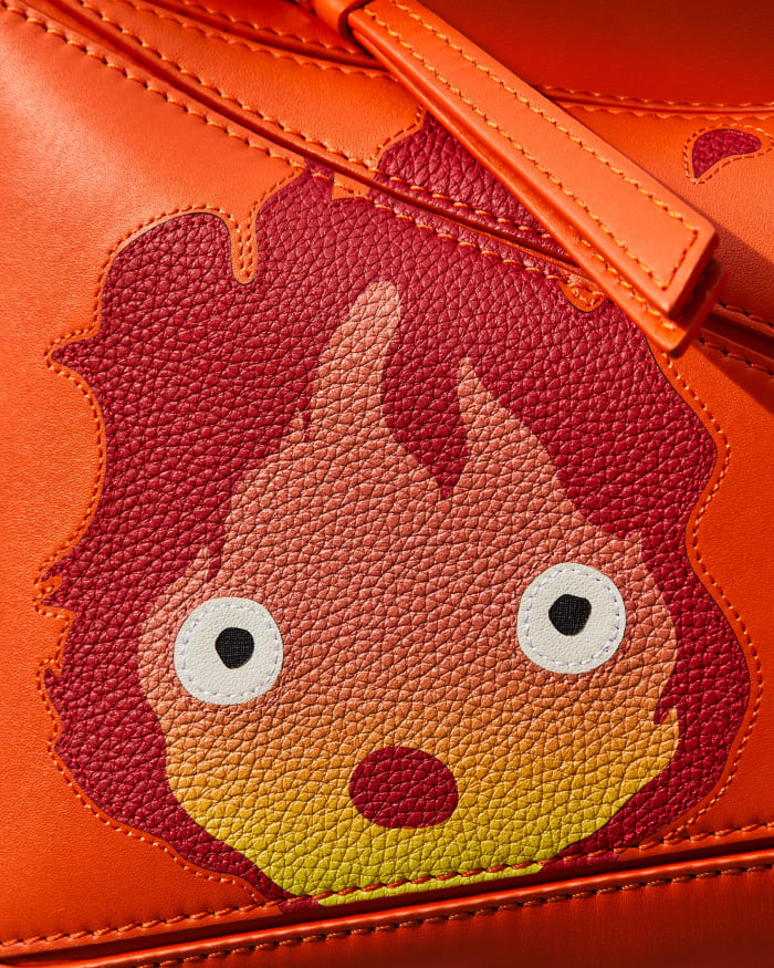 LOEWE_SS23_HMC_CLOSE_UPS_RGB_CROPPED_4X5_12