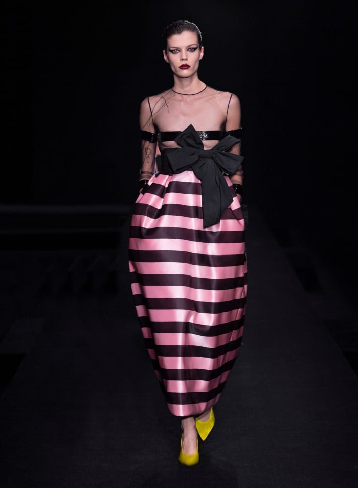 Valentino Haute Couture Spring 2023 (22)