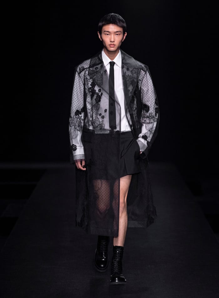 Valentino Haute Couture Spring 2023 (26)