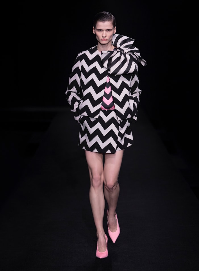 Valentino Haute Couture Spring 2023 (31)
