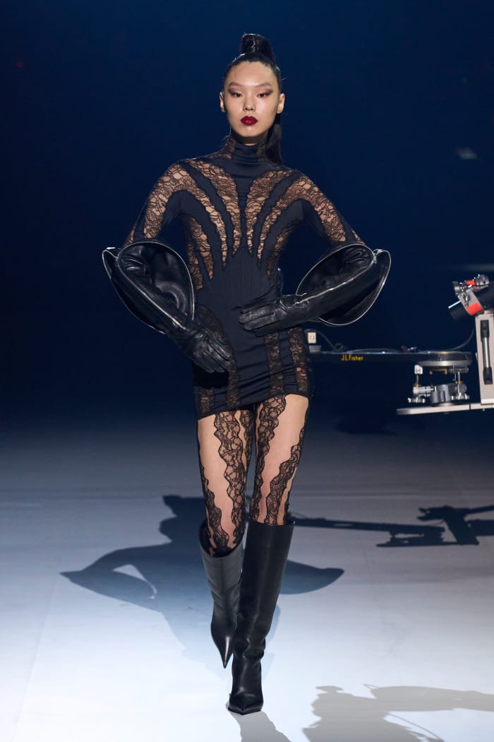 Mugler fall 2023 4