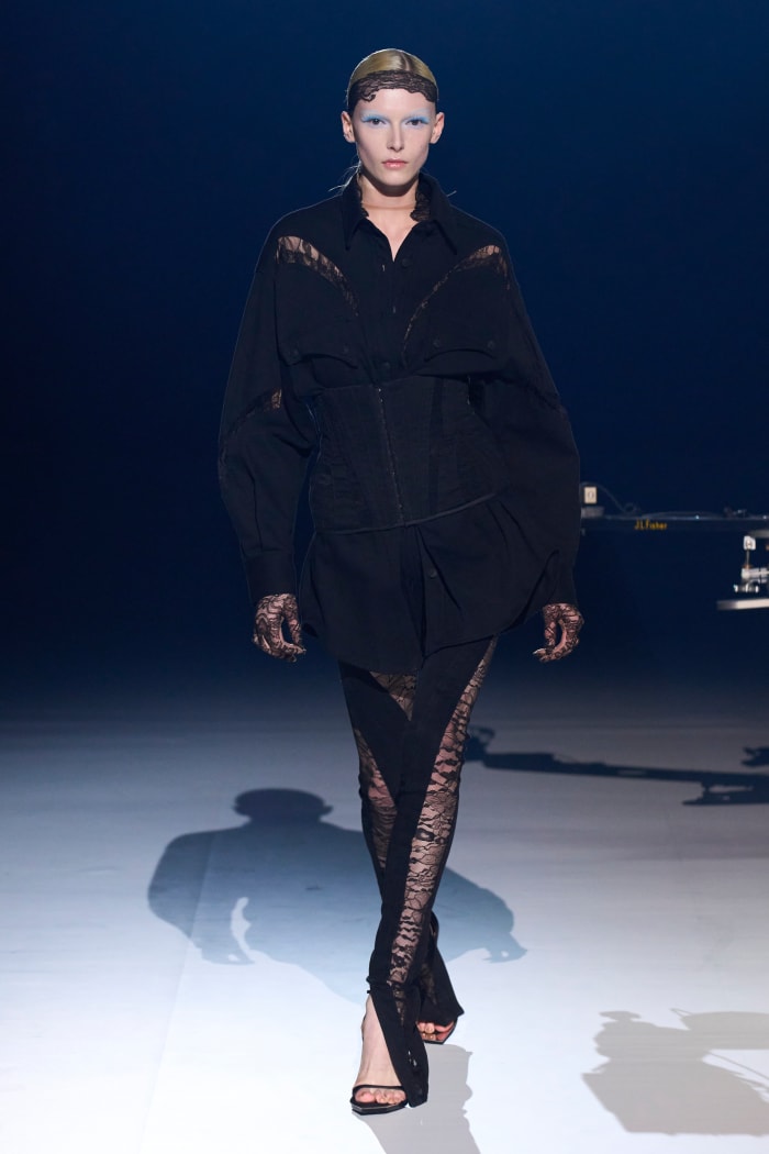 Mugler fall 2023 5