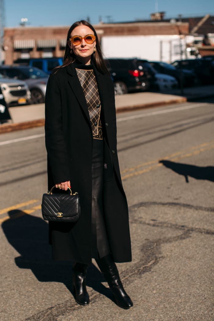 On Day 5 of NYFW, Showgoers Found a Variety of Ways to Style Baggy ...