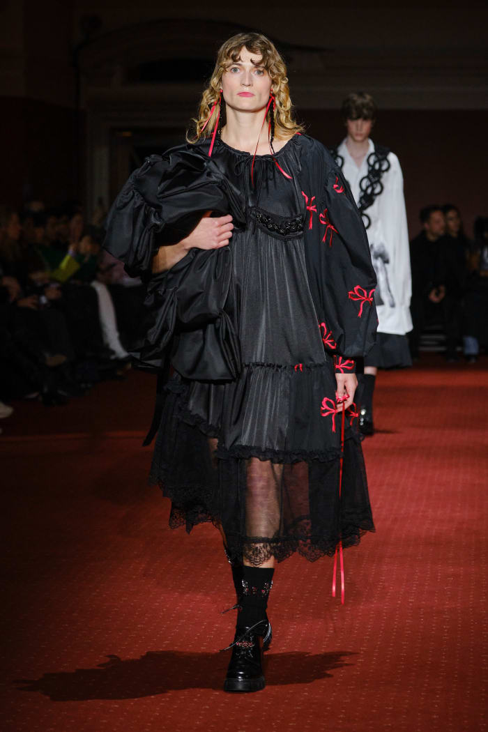 Simone Rocha Fall 2023 - Fashionista