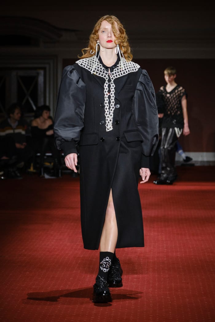 Simone Rocha Fall 2023 - Fashionista