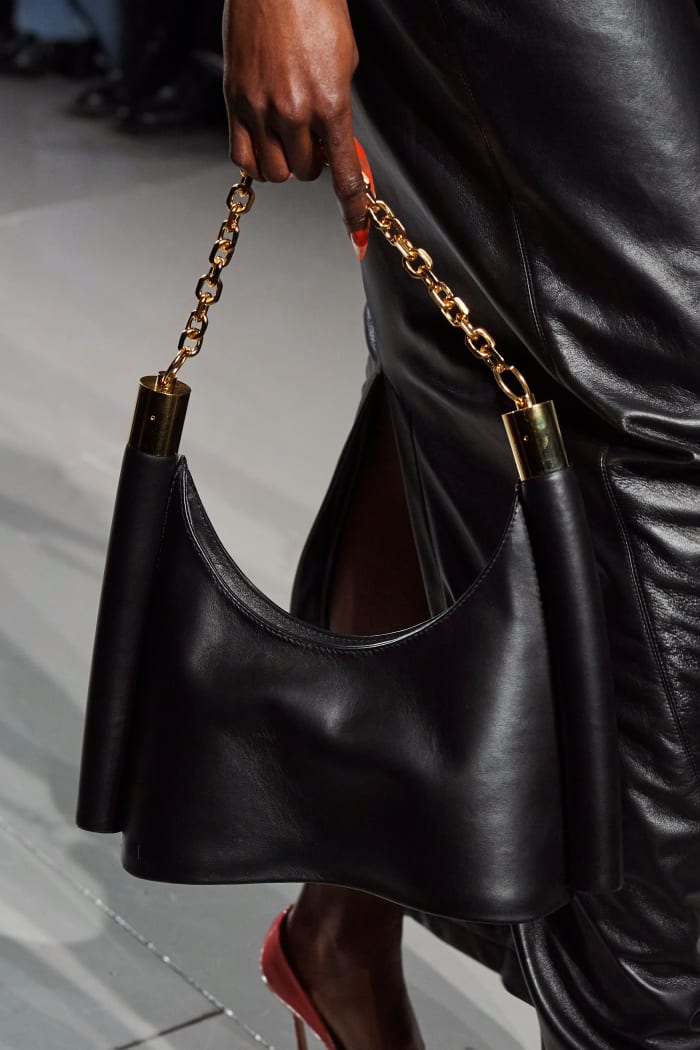 The 18 Best Bags From London Fashion Week Fall 2023 - Fashionista