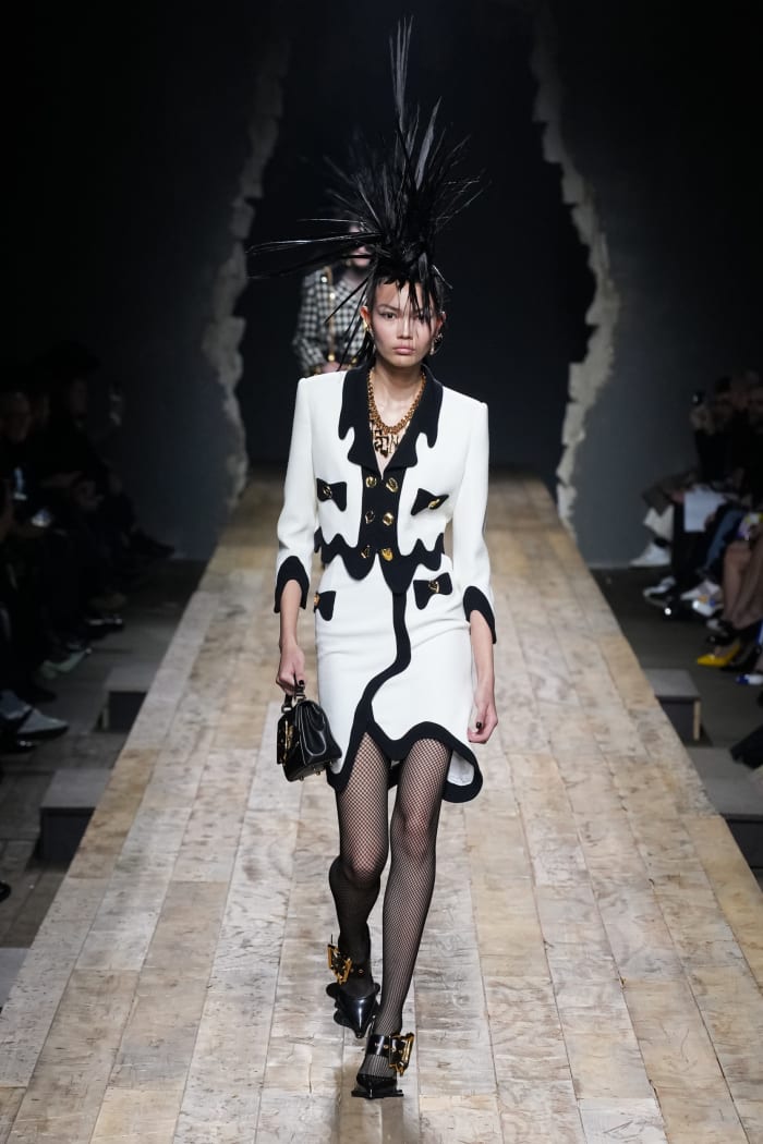 Moschino Fall 2023 by Jeremy Scott - Fashionista