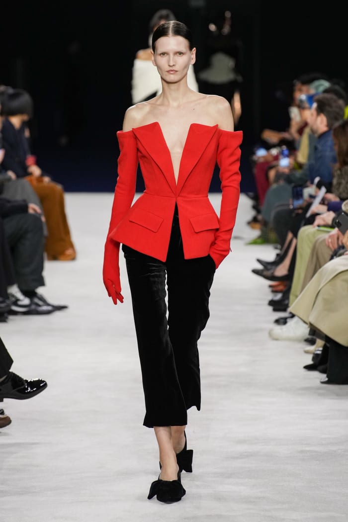 Olivier Rousteing Plays With Shoulders and Opulence at Balmain ...