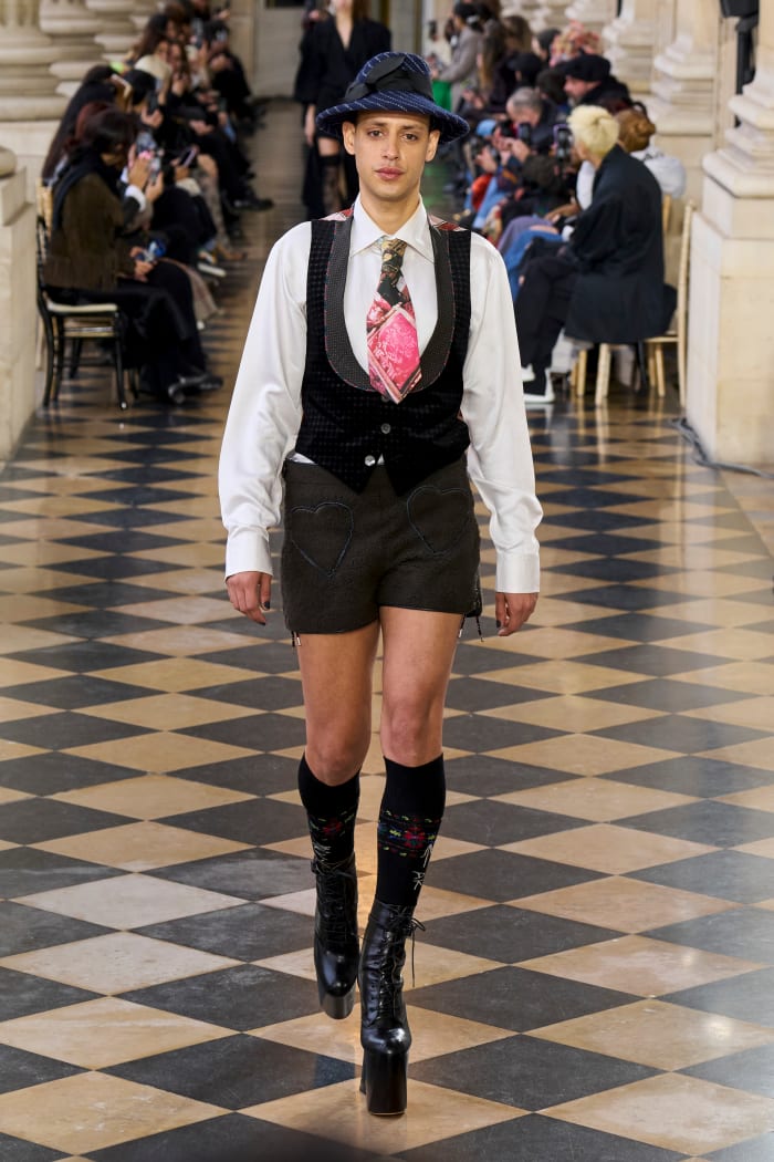 How Vivienne Westwood Honored Its Founder at Paris Fashion Week ...