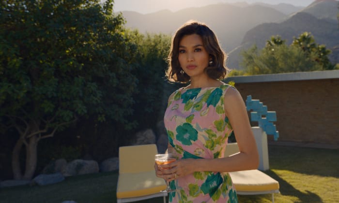 dont worry darling gemma chan shelley - The Midcentury 'Don't Worry Darling' Costumes Thread the Needle Between the Male and Female Gazes