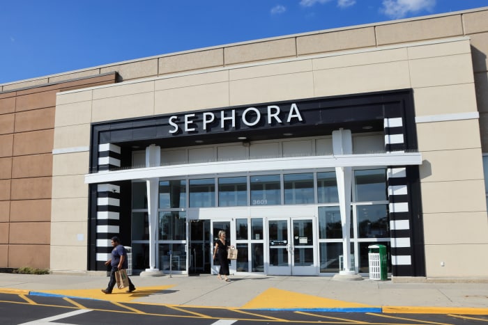  A general view of a Sephora store inside a Kohl's on September 15, 2022 in Levittown, New York, United States