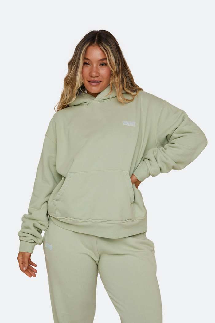 16 Cute Sweatsuits That Will Upgrade Your Winter Lounge Wardrobe