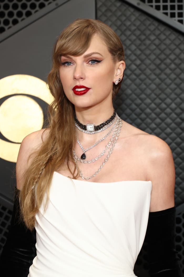 The One Beauty Trend That Dominated the 2024 Grammys Fashionista