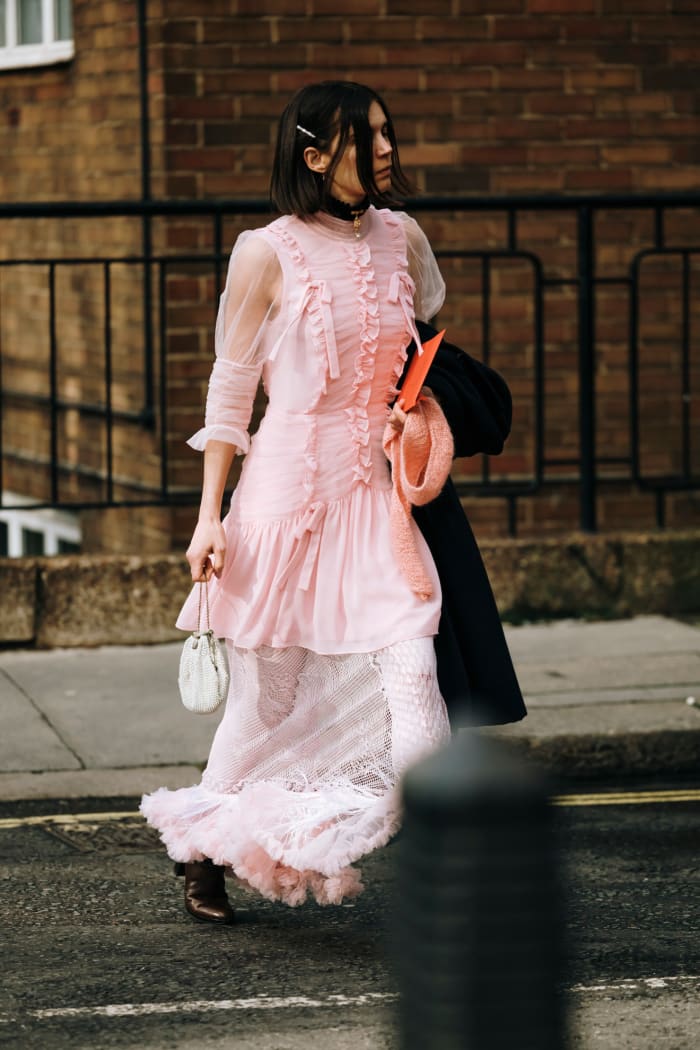 The 139 Best Street Style Looks From London Fashion Week Fall 2024 ...