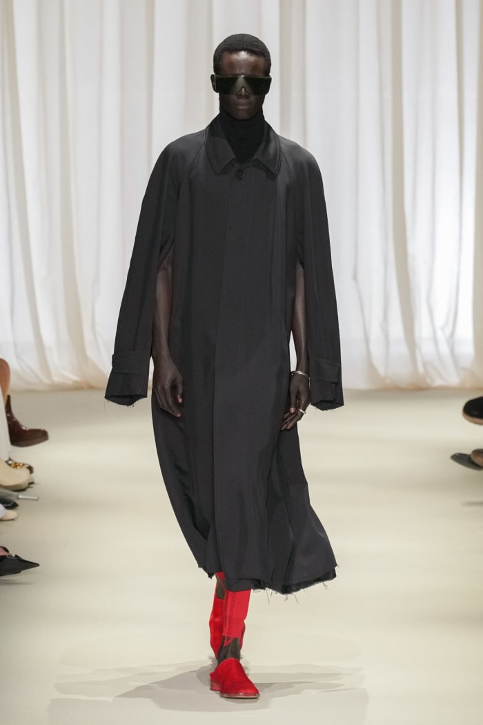 MM6 Maison Margiela Finds a New Edge for Fall 2024 - Fashionista