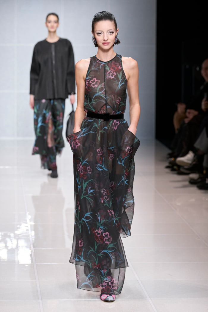 Giorgio Armani Fall 2024 Sees the Beauty in Winter Florals - Fashionista