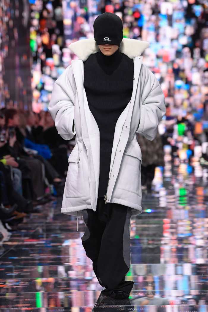 Balenciaga Winter 2024 Takes the Idea of 'Throwing Something On' Quite ...